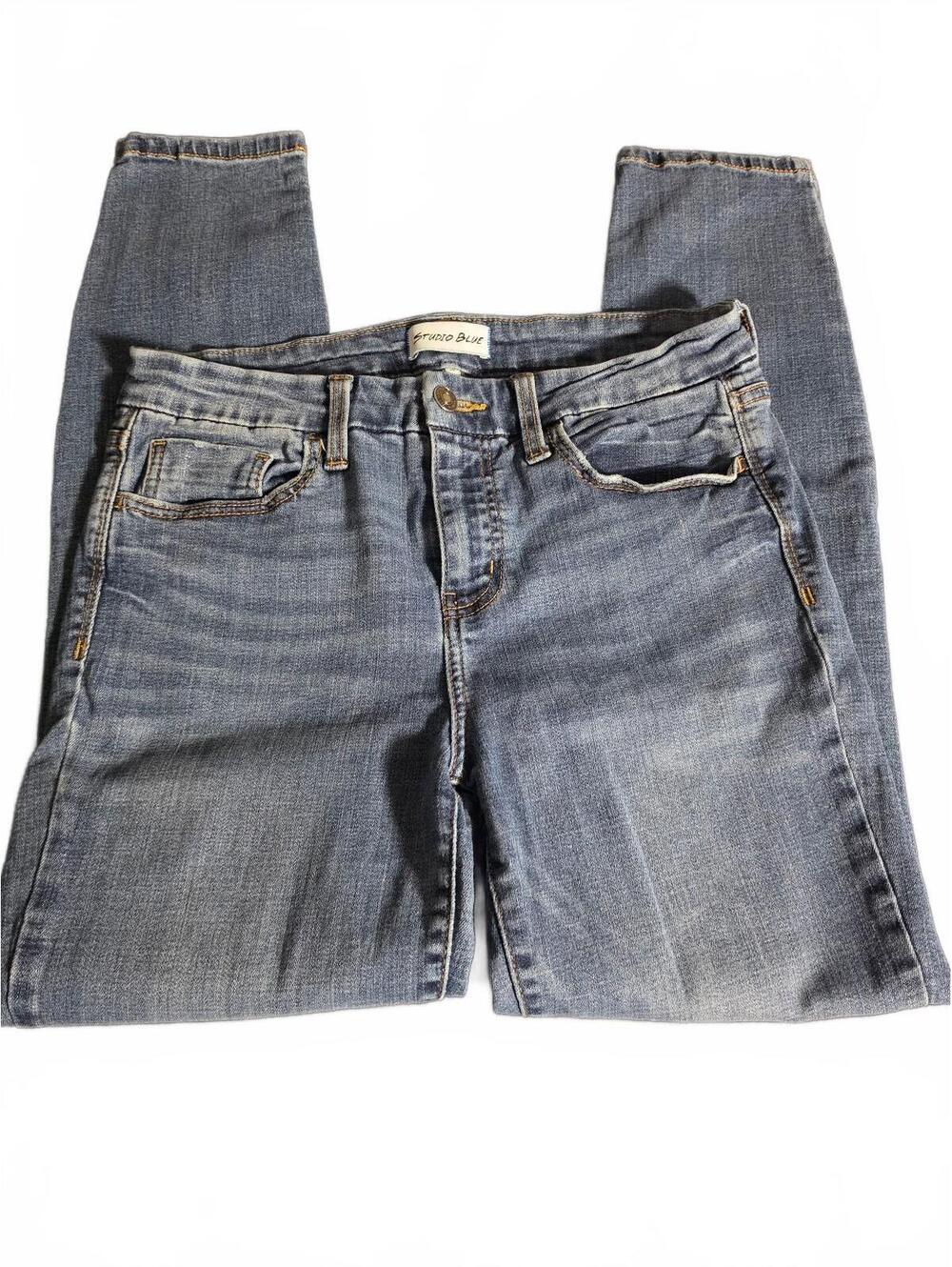 Studio Blue Women's Light Wash Skinny Jeans Size 29